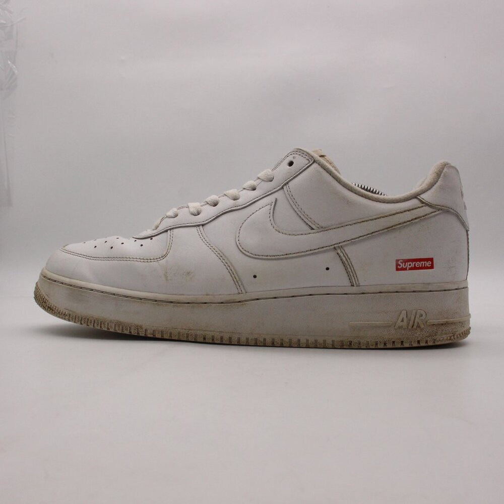 Nike Air Force 1 x Supreme Low Box Logo Men's Size 12 White Leather Sneaker - Picture 4 of 13